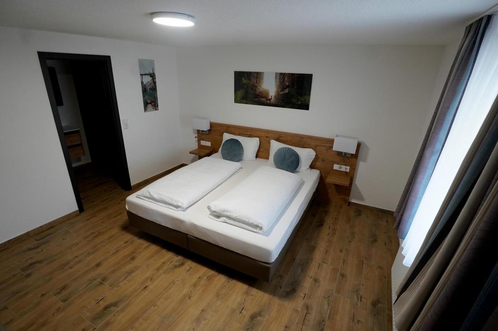 Hotel 7 Winden Spaichingen Ngoại thất bức ảnh